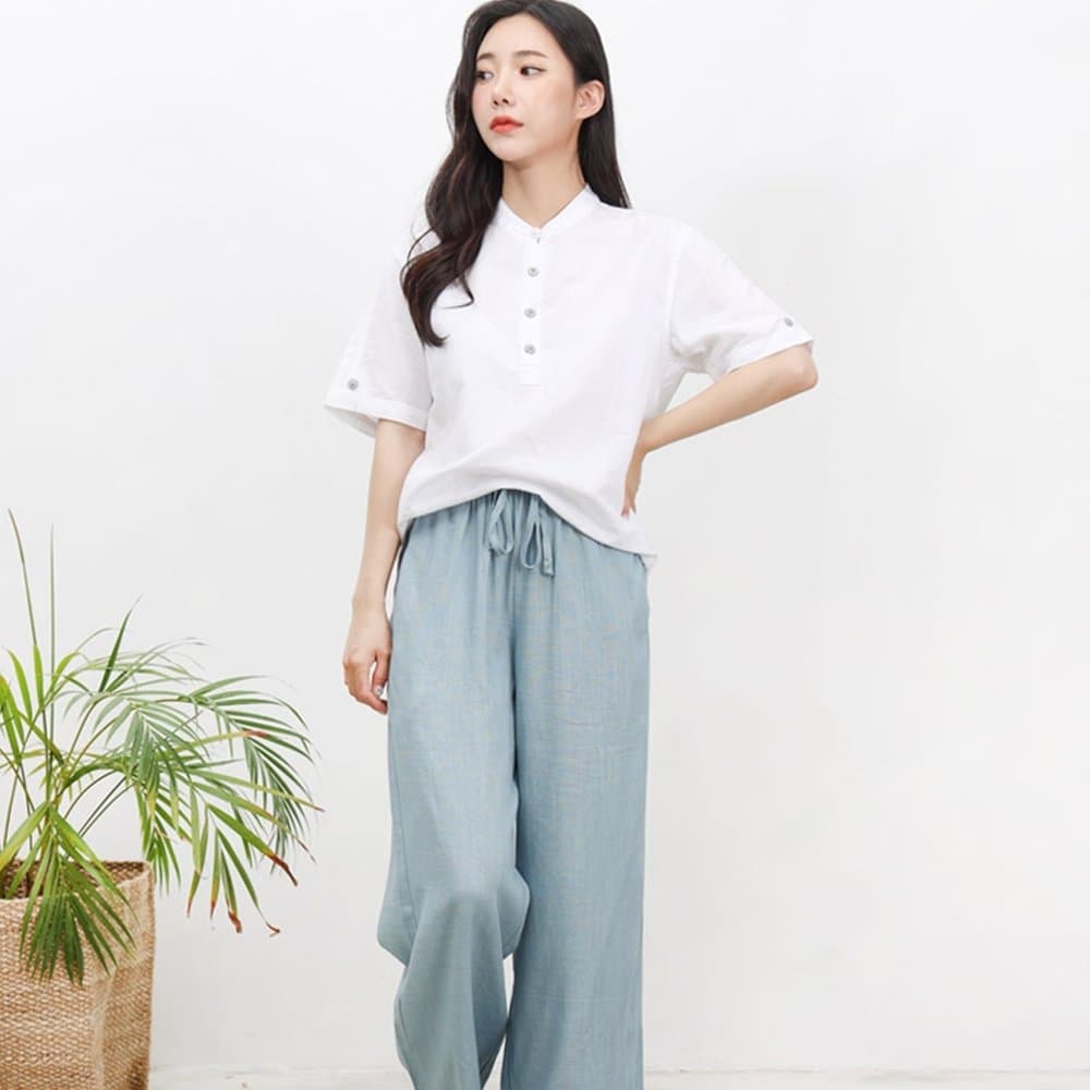 린넨 여자 반팔 카라 티셔츠형 여름 상의 착용 이미지
